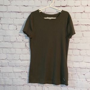 🌸Abercrombie Kids Olive Green Top Size 13/14